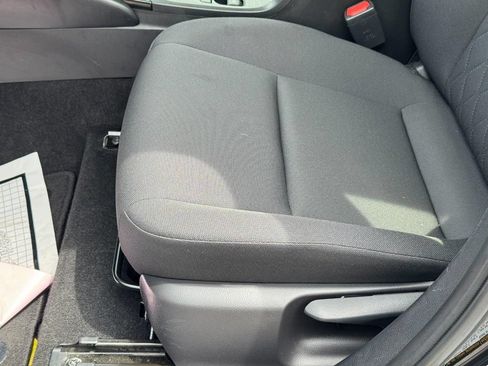 Used 2025 Toyota Corolla LE FWD image 23