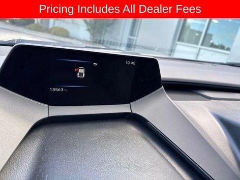 Used 2024 Toyota Prius Limited w/ Limited Premium Package AWD/4WD image 7