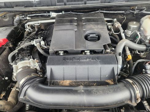 Used 2024 Nissan Frontier SV image 30