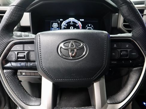 Used 2024 Toyota Tundra Limited AWD/4WD image 32
