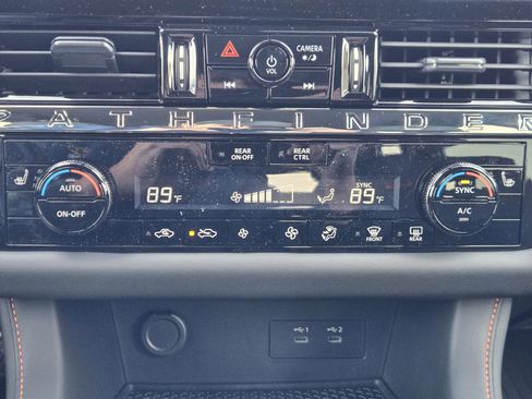 New 2026 Nissan Pathfinder Rock Creek image 17