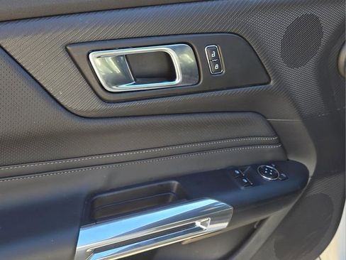 Used 2025 Ford Mustang GT Premium image 20