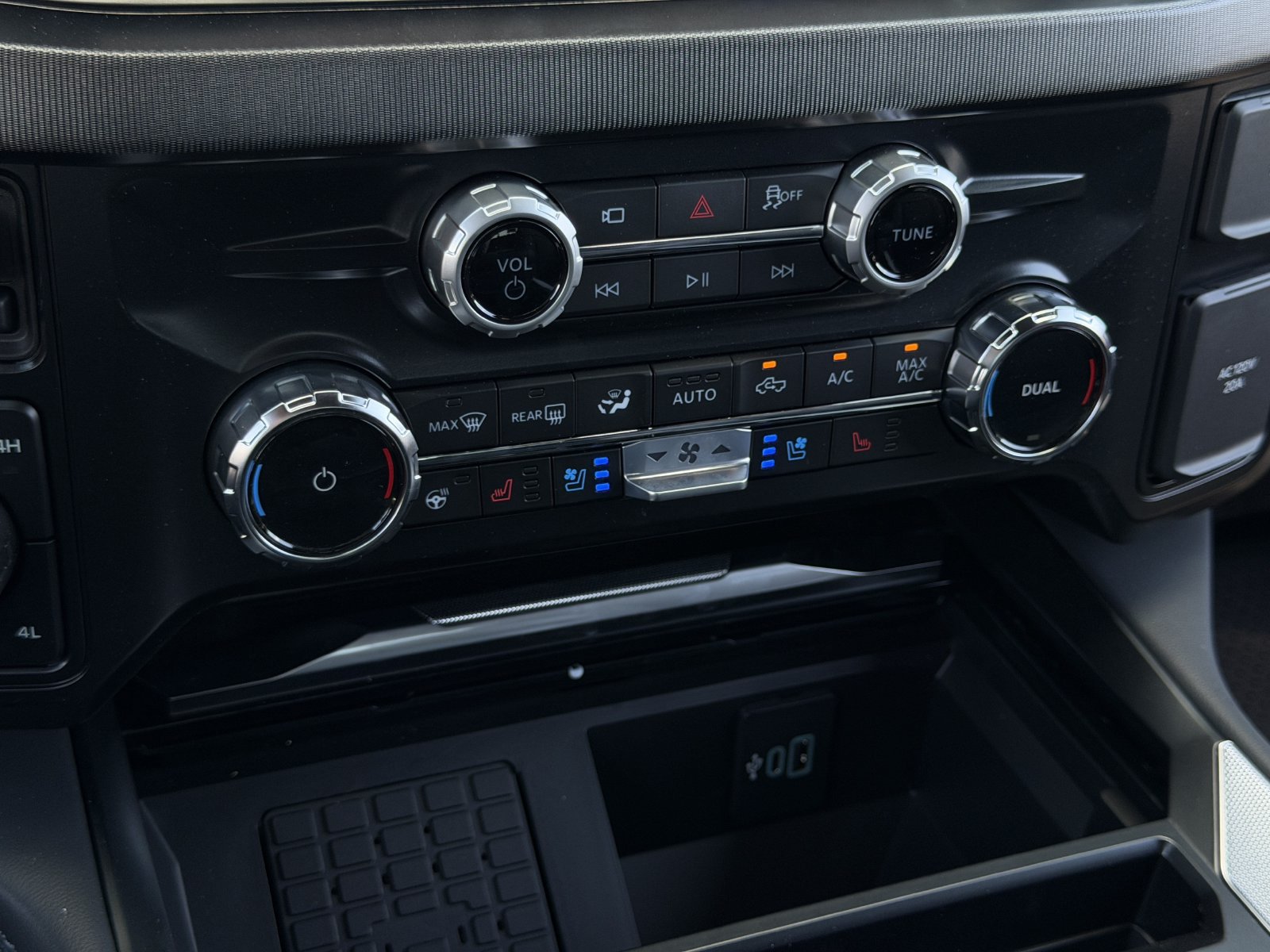 New 2026 Ford F250 Platinum AWD/4WD image 20