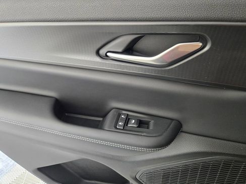 New 2025 Jeep Grand Cherokee L Laredo RWD image 12