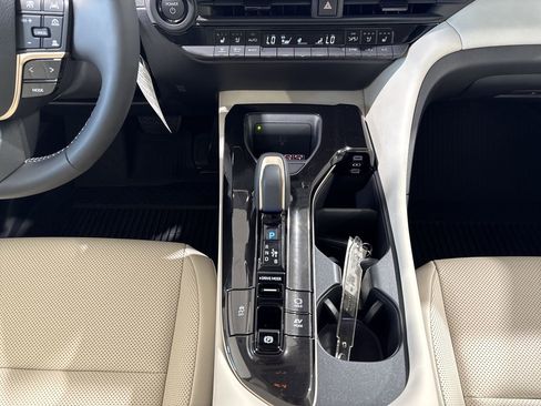 New 2026 Toyota Crown AWD/4WD image 21