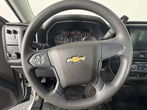 Used 2017 Chevrolet Silverado 1500 W/T w/ Trailering Package AWD/4WD image 2