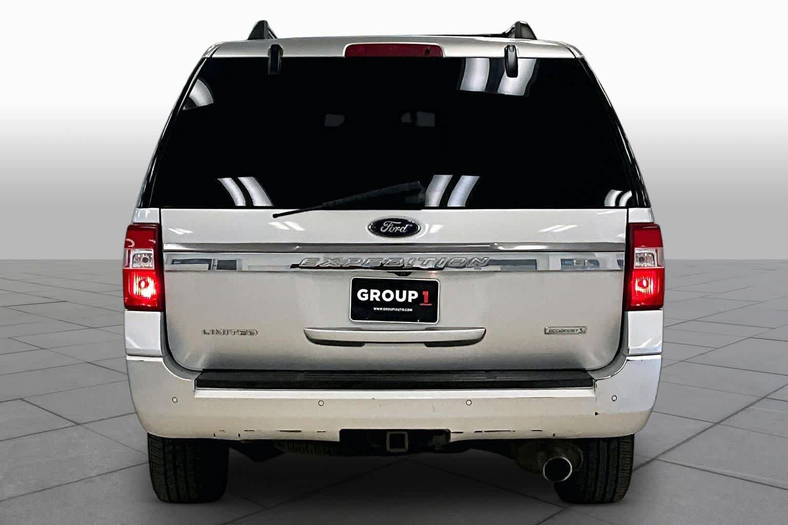 Used 2017 Ford Expedition EL Limited RWD image 4