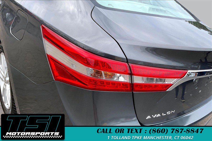 Used 2013 Toyota Avalon XLE Premium FWD image 30