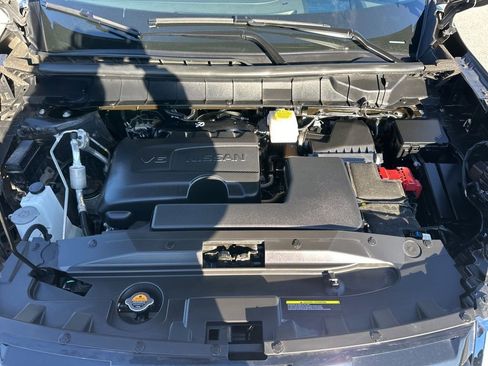 Used 2024 Nissan Pathfinder Platinum w/ Cargo Package image 38