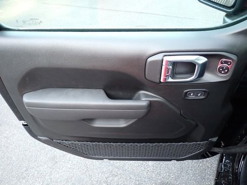 New 2025 Jeep Wrangler Sport S image 15