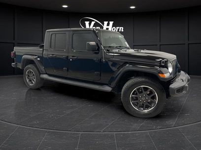 Used 2022 Jeep Gladiator Overland w/ Popular Equipment Package