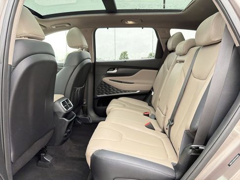 Used 2019 Hyundai Santa Fe Limited FWD image 13