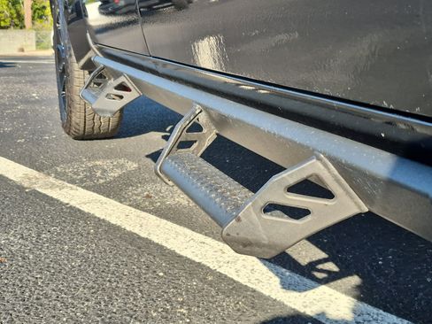 Used 2024 Toyota Tundra Platinum image 10