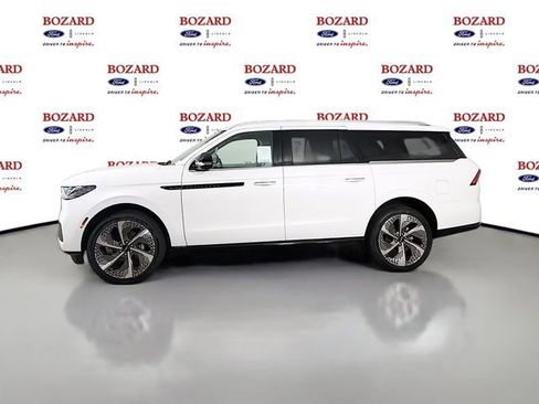 New 2026 Lincoln Navigator L Black Label AWD/4WD image 5