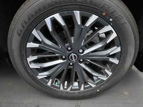 New 2026 Nissan Rogue Platinum w/ Platinum Premium Package AWD/4WD image 15