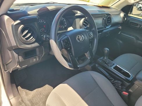 Used 2018 Toyota Tacoma SR w/ SR Convenience Package RWD image 12