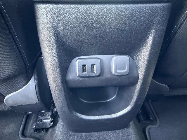 Used 2018 Chevrolet Colorado LT w/ LT Convenience Package AWD/4WD image 16