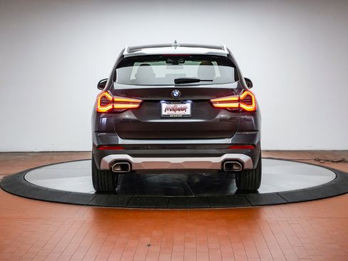 Used 2023 BMW X3 sDrive30i w/ Premium Package image 3