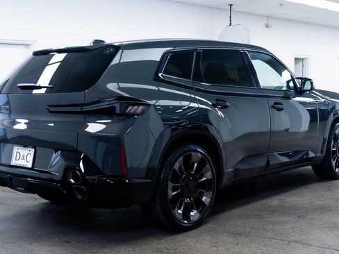 Used 2023 BMW XM image 6