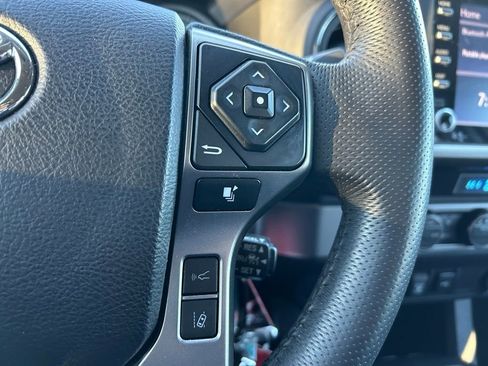 Used 2022 Toyota Tacoma SR5 image 19