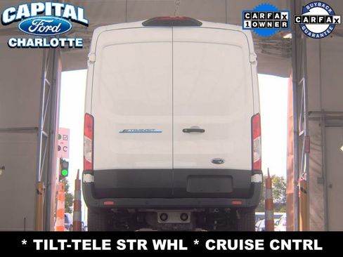 Used 2022 Ford E-Transit Medium Roof RWD image 7