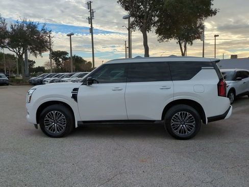 New 2026 Nissan Armada SL w/ Captain's Chari Seat Package image 8