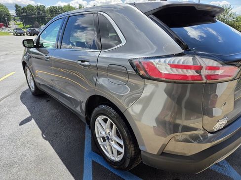 Used 2022 Ford Edge SEL w/ Convenience Package AWD/4WD image 5