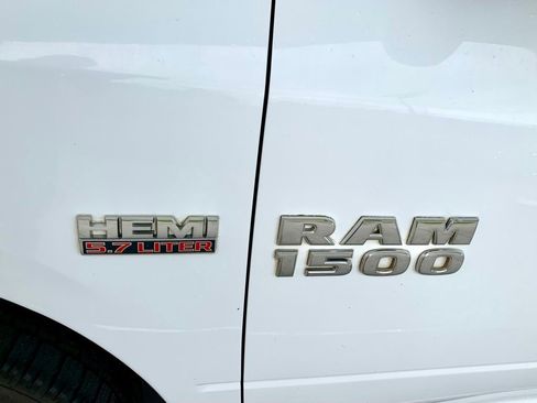 Used 2013 RAM 1500 Express RWD image 11
