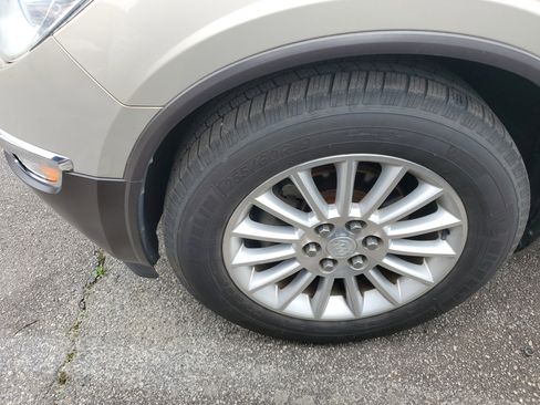 Used 2012 Buick Enclave Leather image 7