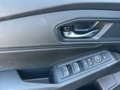 Certified 2025 Honda Accord SE image 12