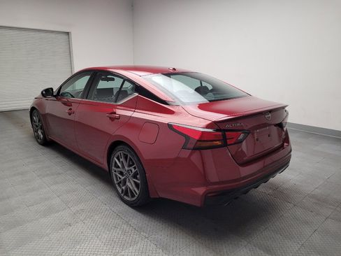 Used 2024 Nissan Altima 2.0 SR FWD image 5