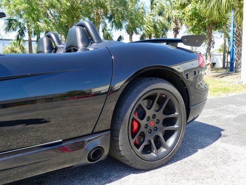 Used 2004 Dodge Viper SRT-10 image 55