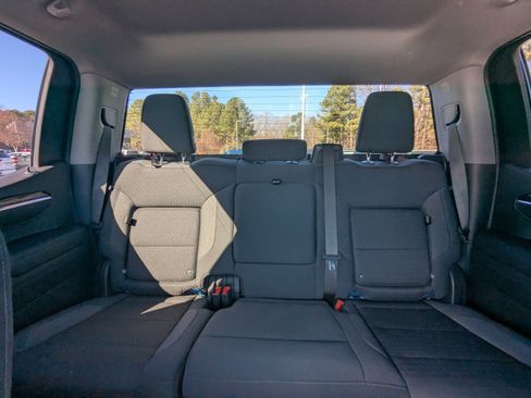 Used 2023 GMC Sierra 1500 Elevation image 10