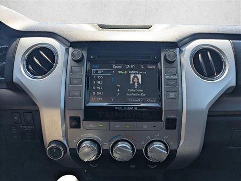 Used 2016 Toyota Tundra SR5 image 12