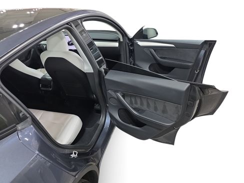 Certified 2023 Tesla Model Y Long Range AWD/4WD image 12