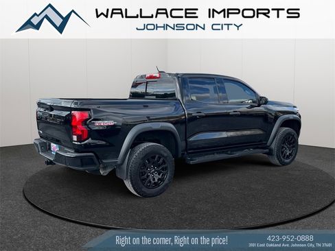 Used 2024 Chevrolet Colorado Trail Boss w/ Technology Package image 5