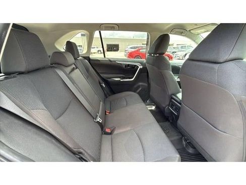 Certified 2025 Toyota RAV4 LE AWD/4WD image 29