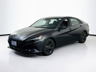 Used 2023 Hyundai Elantra SEL FWD video 1