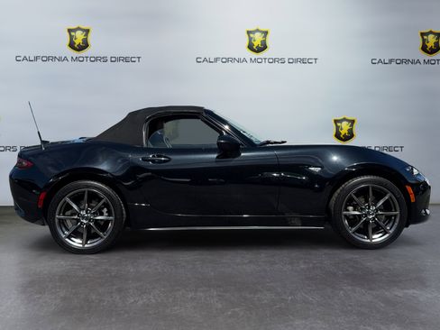 Used 2016 MAZDA MX-5 Miata Grand Touring RWD image 6