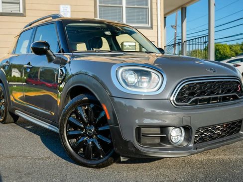 Used 2019 MINI Cooper Countryman S w/ Premium Package FWD image 3