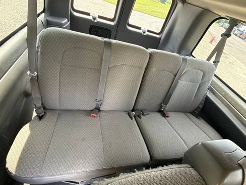 Used 2025 Chevrolet Express 3500 LT w/ LT Preferred Equipment Group RWD image 29