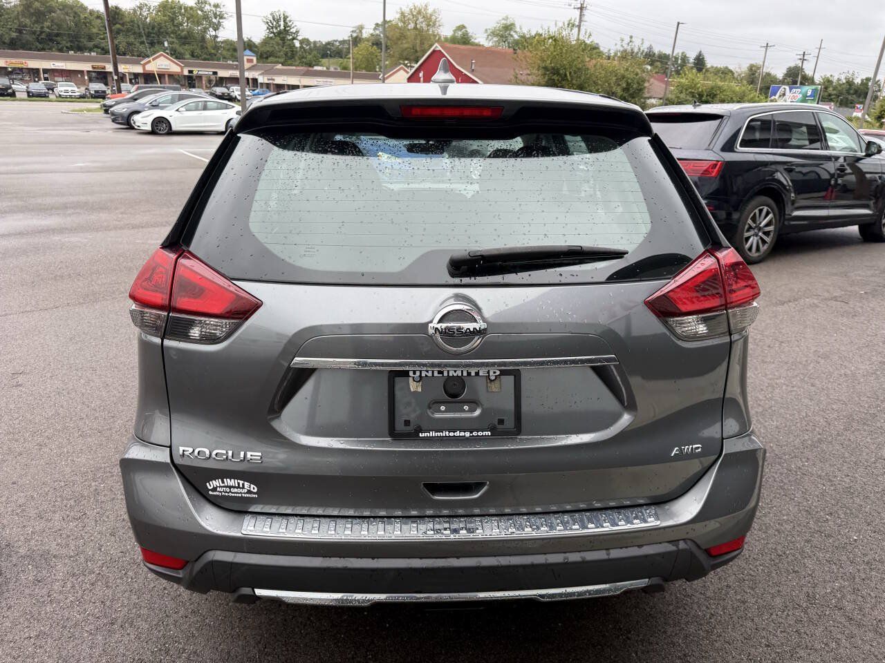 Used 2020 Nissan Rogue S AWD/4WD image 9