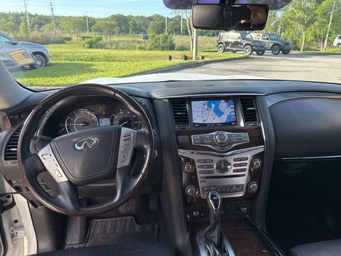 Used 2019 INFINITI QX80 Luxe w/ Proactive Package image 11