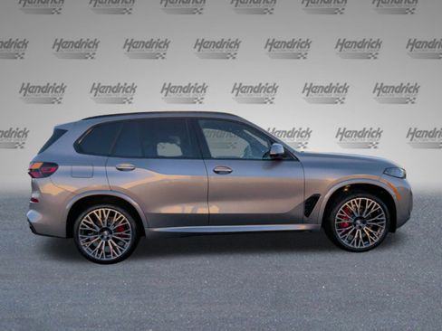 New 2026 BMW X5 sDrive40i image 6