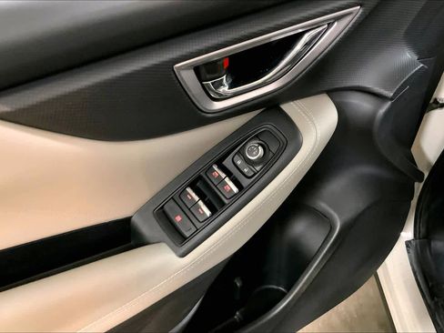Used 2019 Subaru Forester Limited image 34