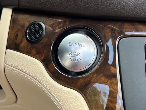 Used 2013 Mercedes-Benz SL 550 image 37