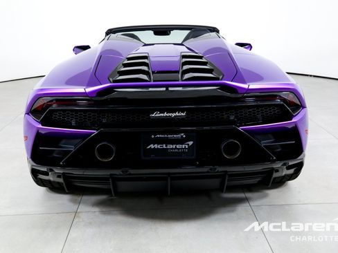 Used 2020 Lamborghini Huracan EVO AWD/4WD image 8