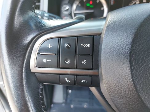 Used 2018 Lexus LX 570 4WD image 18