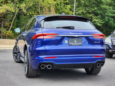 Used 2025 Maserati Grecale GT AWD/4WD image 3