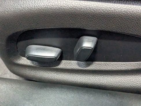 Used 2021 Chevrolet Camaro ZL1 RWD image 13